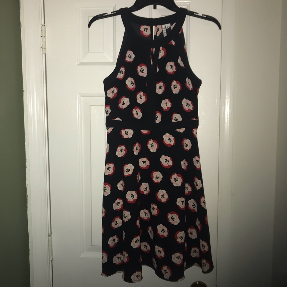 NWOT Flattering Floral Dress